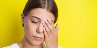 Lazer Göz Çizdirme Sonrası Ağrı Olur mu